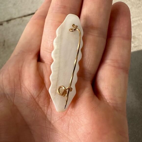 Art Deco Period Wire Mother Brooch - Picture 2 of 4